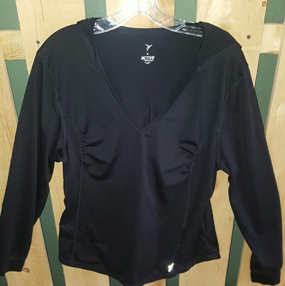 Black v-neck pull over