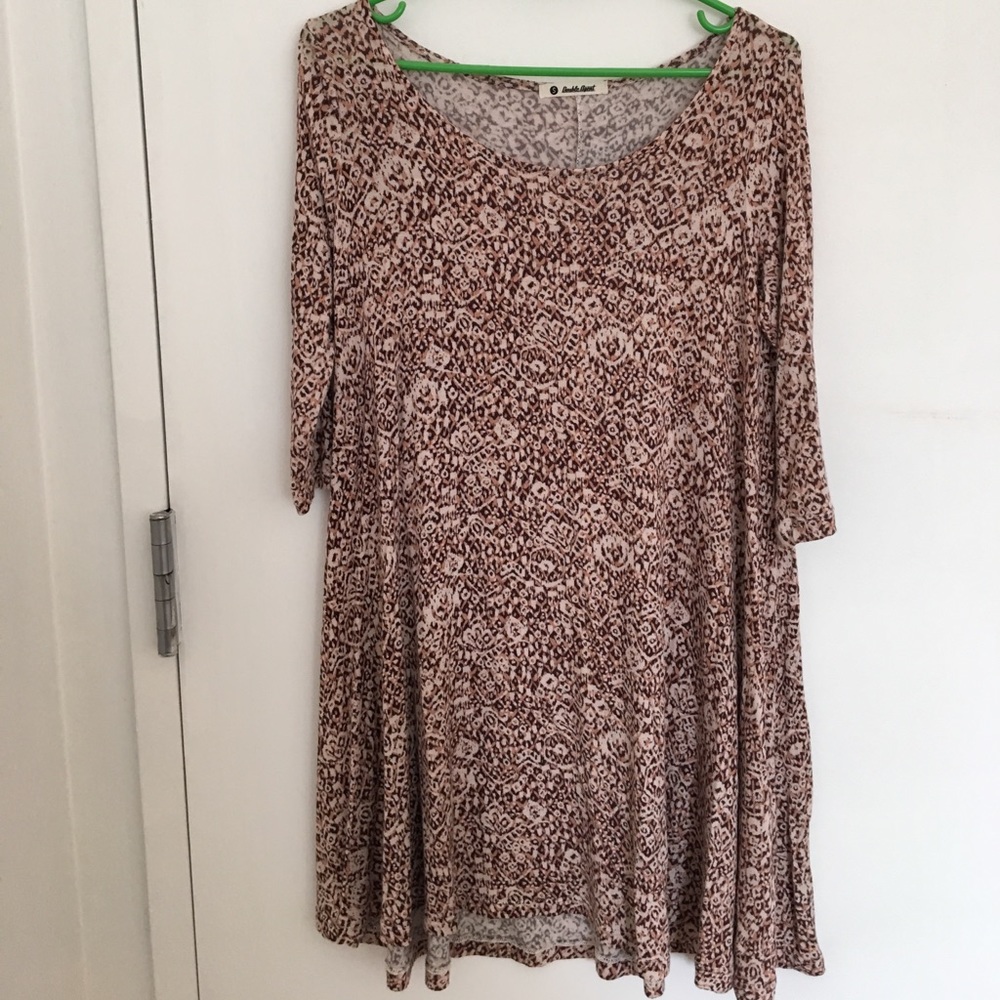 Dress - Picture 3 of 4