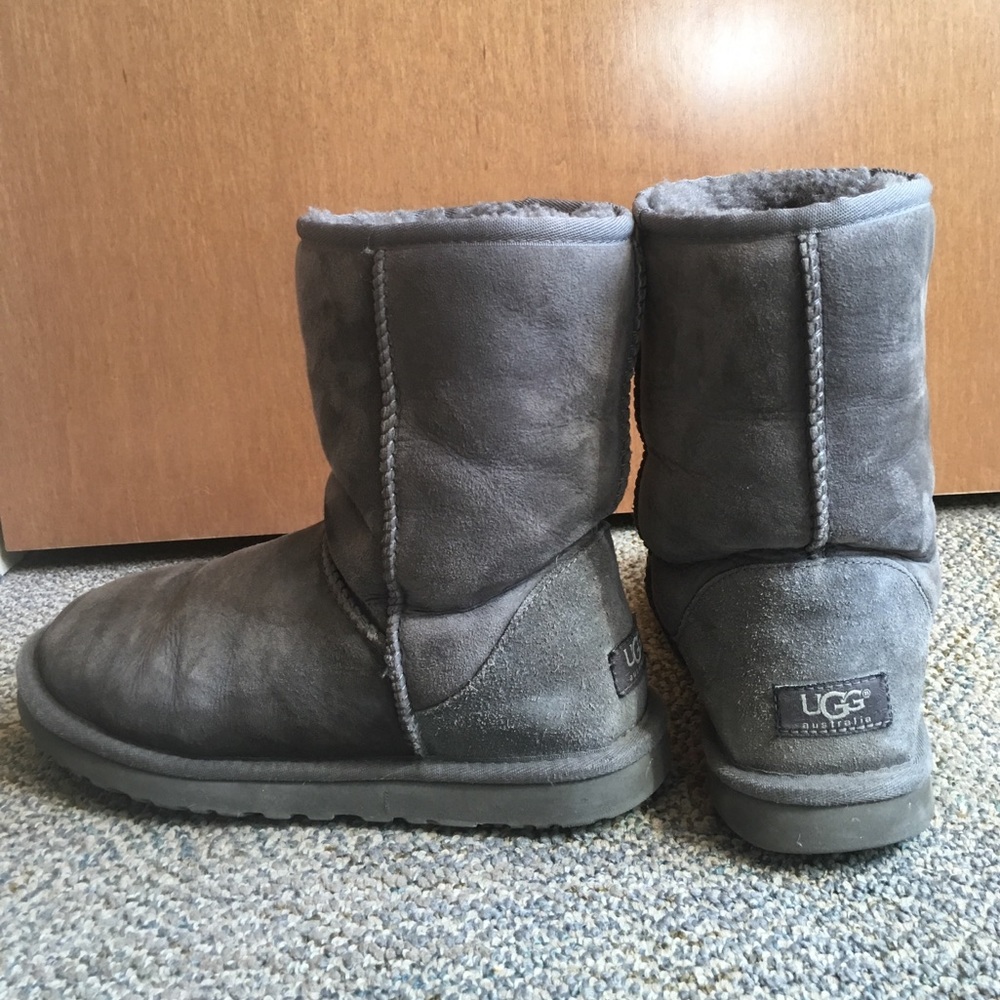 Grey Uggs - image 3