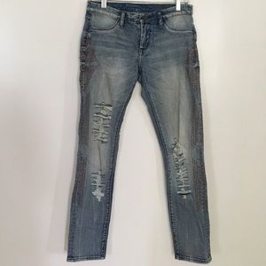 Cropped BlankNyc skinny cut jeans