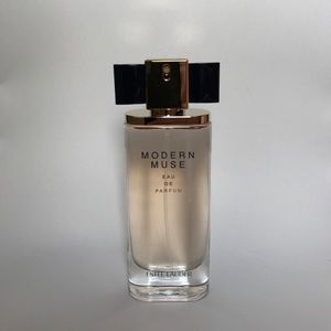 Estée Lauder Modern Muse