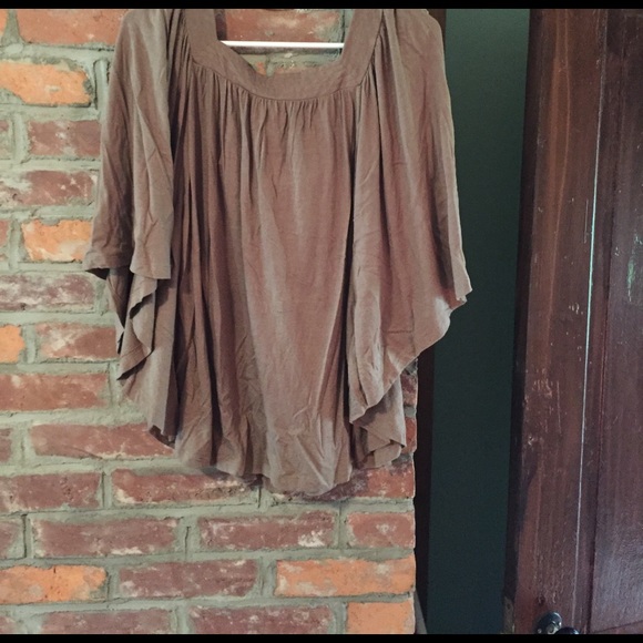 American Eagle top - Picture 3 of 8