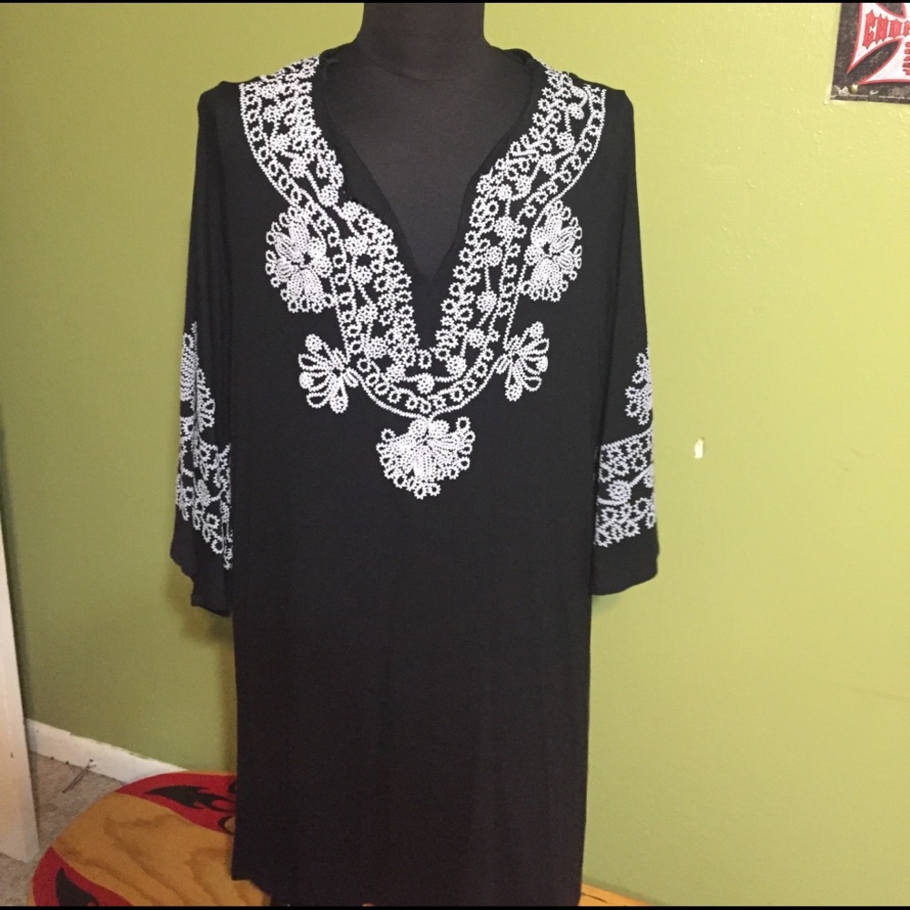 Beautiful embroidered dress Never worn