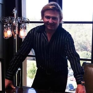Meet your Posher, Robert