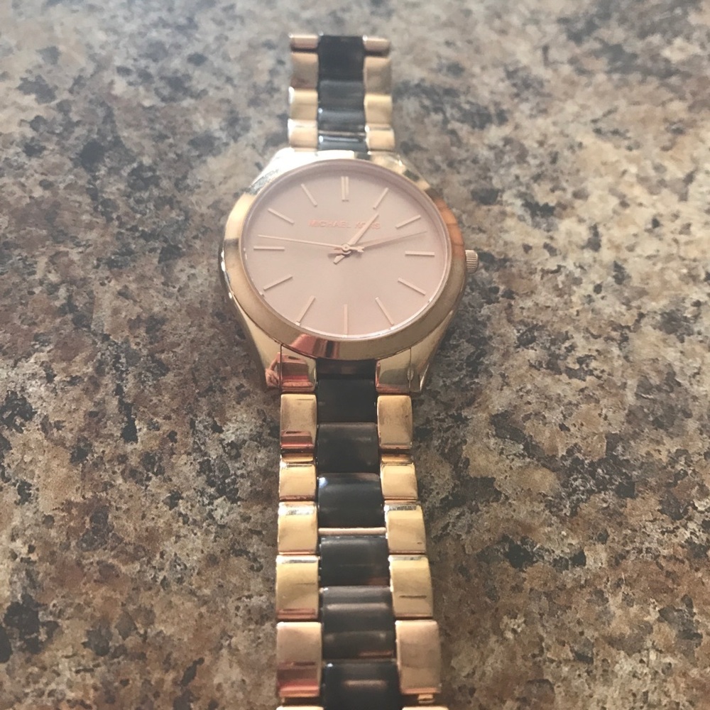 Rose gold Michael Kors watch!!
