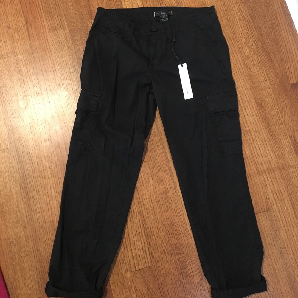 Cute skinny black cargo pants