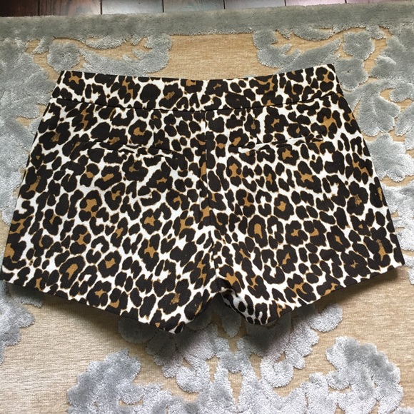 J. Crew 3” chino leopard shorts NWOT - Picture 3 of 3