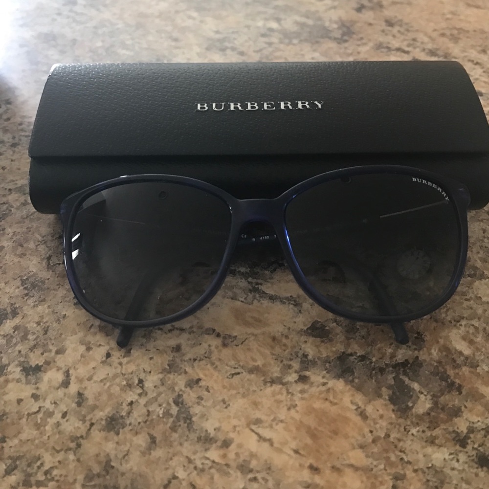 Burberry sunglasses