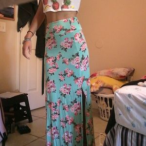 Cute maxi skirt