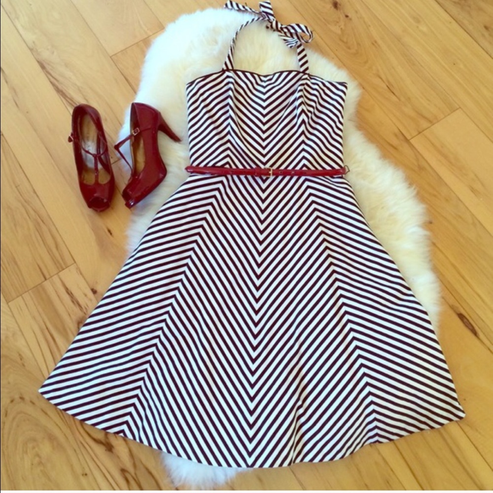 White House Black Market Halter Dress🦄