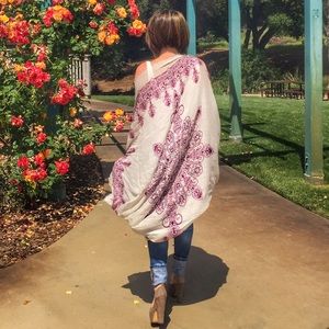 Beautiful spring time shrug / shawl