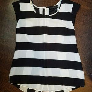 NWT Limited Striped Blouse❤
