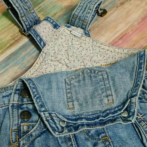 Girls Old Navy Overalls Size 3-6 Months - Picture 4 of 4