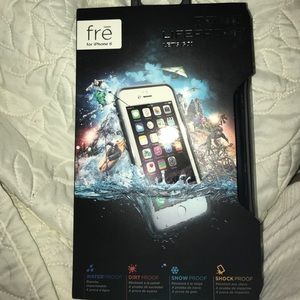 NEW iPhone 6 Lifeproof Phone Case
