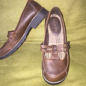 Melrose Ave Mary Jane style shoes