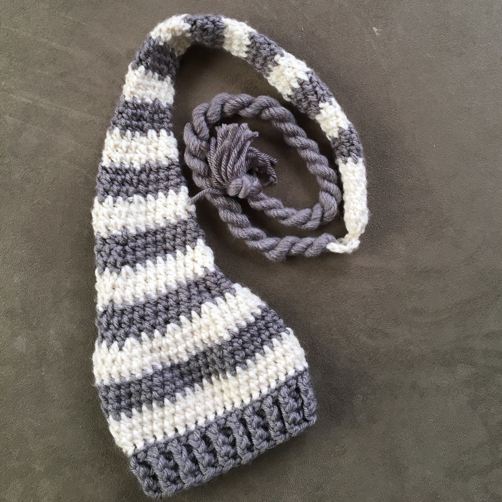 *offers welcome* Newborn hat for Photography