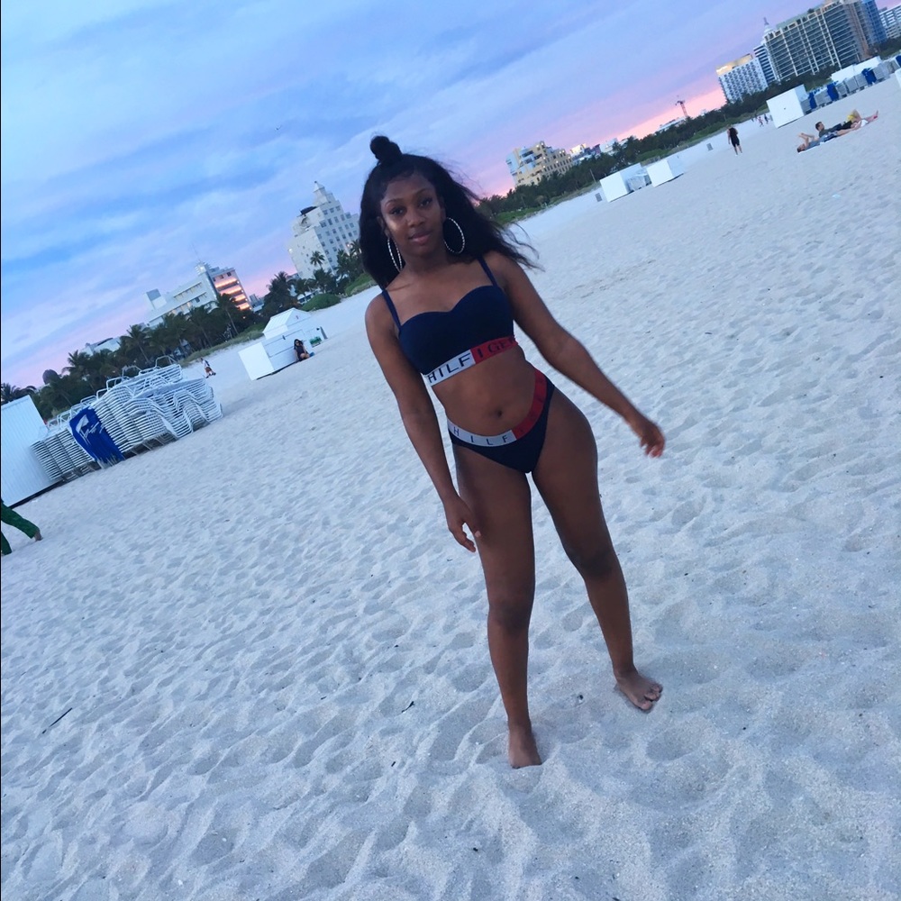 TH Bikini
