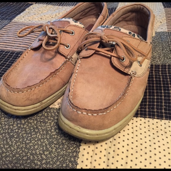 Maui Island shoes - Picture 2 of 5