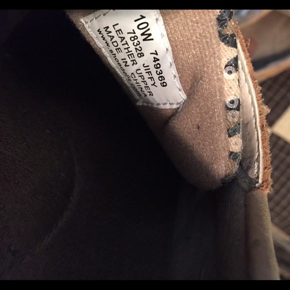 Maui Island shoes - Picture 5 of 5