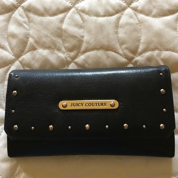 Juicy Couture Handbags - Juicy couture black wallet