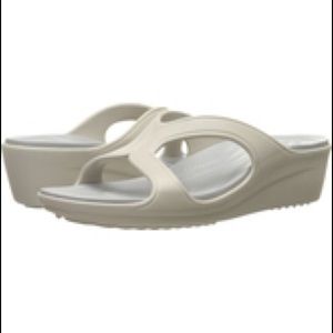 Crocs sanrah sandals