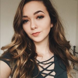 Meet your Posher, Marissa