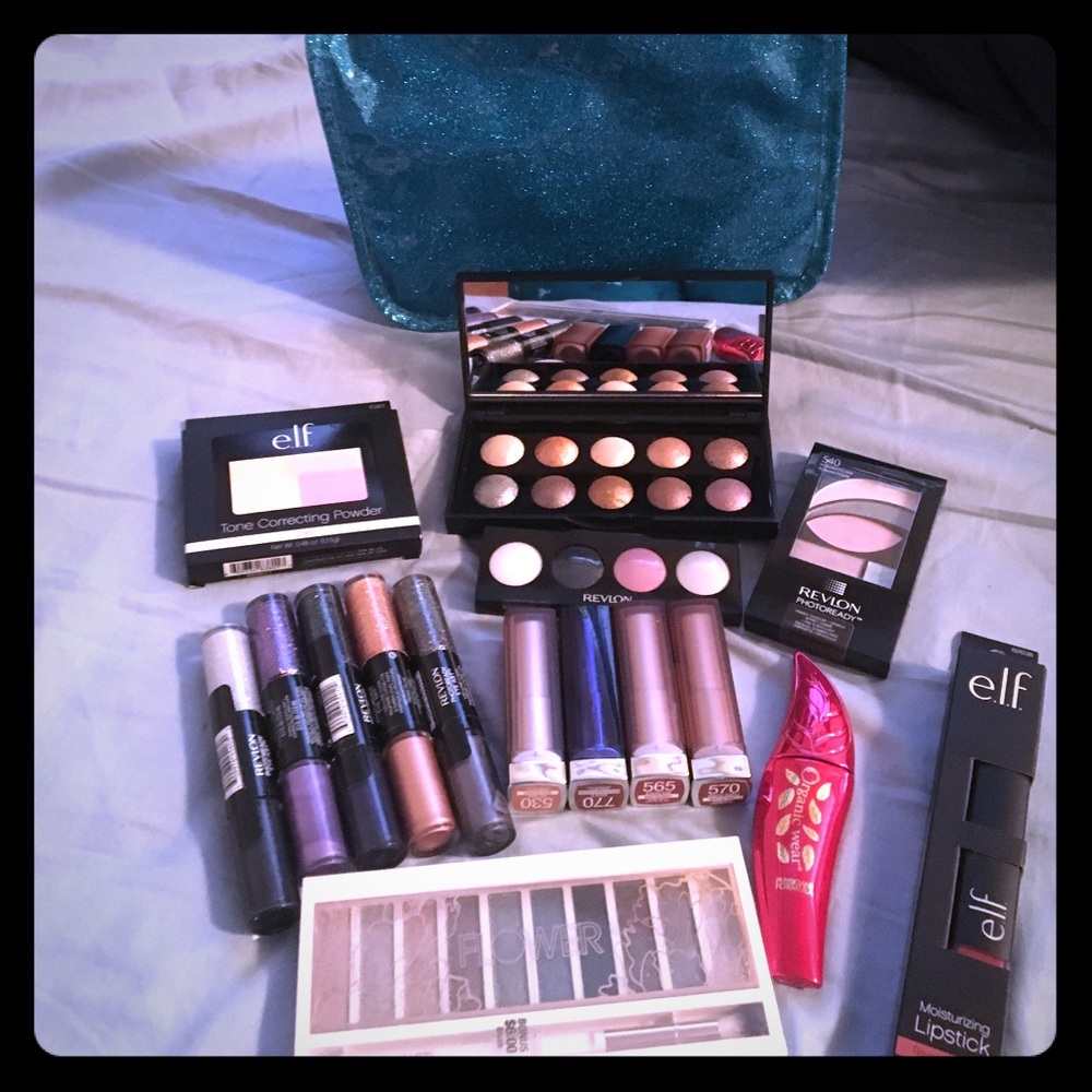 💕FLASH SALE💕 Makeup lot!