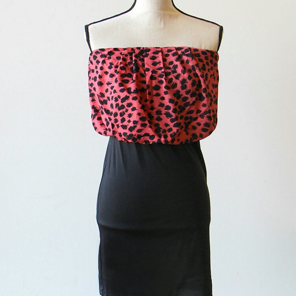 Strapless dress