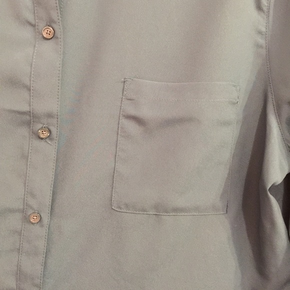 Women's Old Navy sheer blouse - Picture 4 of 5