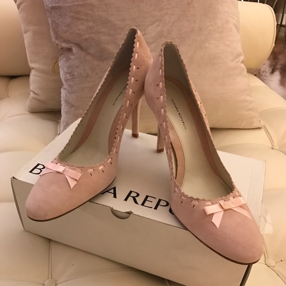 Banana Republic pink pin up cute pumps