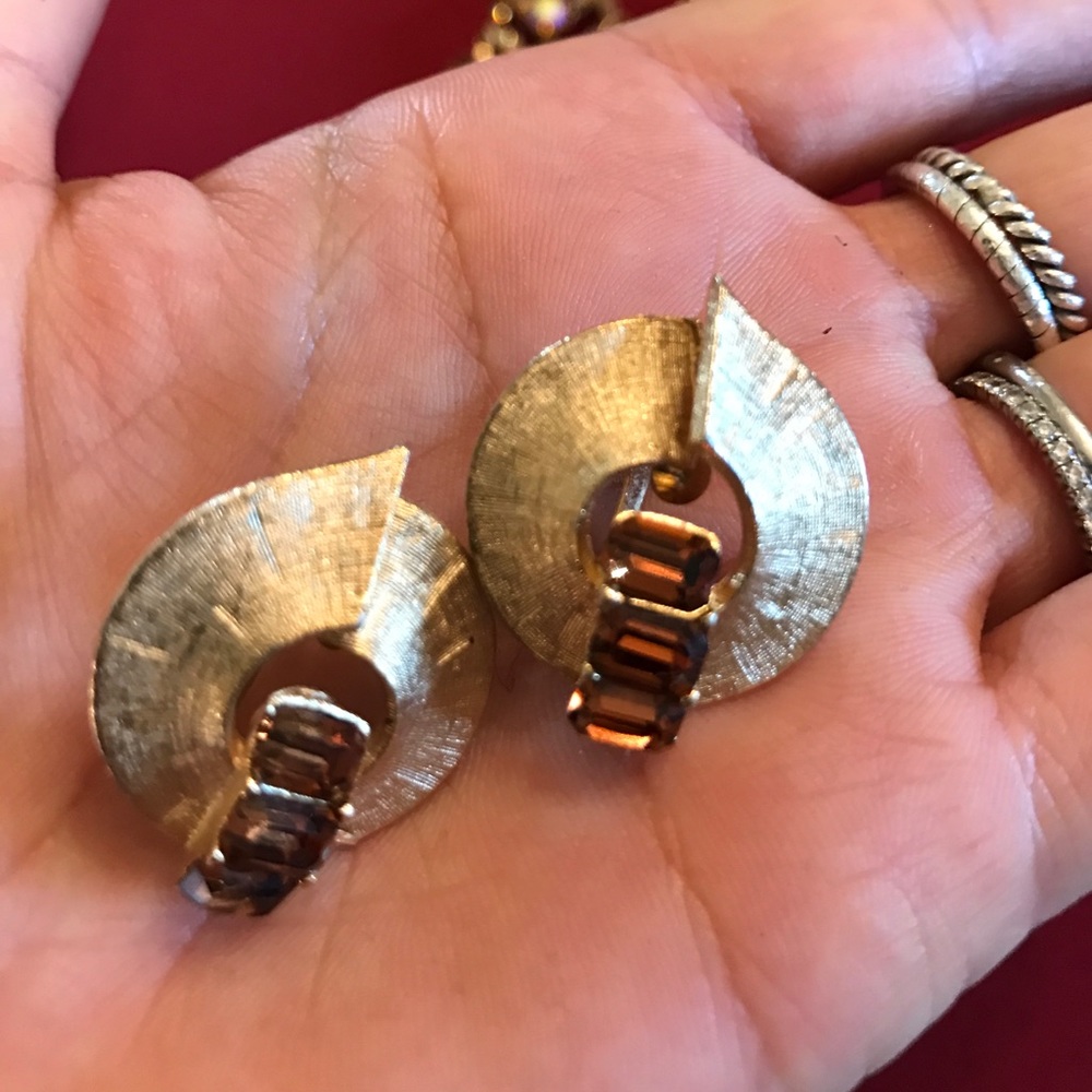 Earring Set - Picture 3 of 3