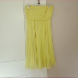 Yellow strapless dress