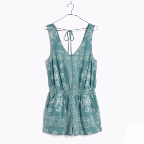 Madewell Dresses & Skirts - Madewell beachcomber romper in bandana print