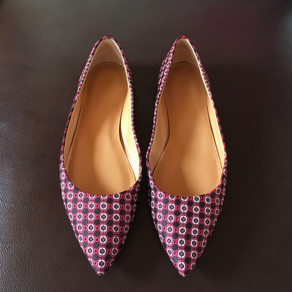J. Crew Shoes - JCrew black and red fabric flats