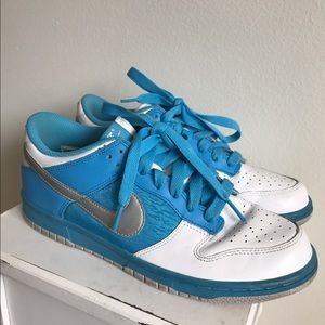 Nike low dunks