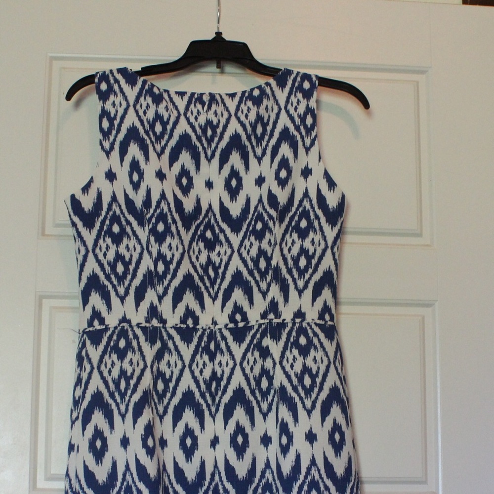 Patterned blue and white Dress