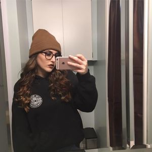 Meet your Posher, Rebecca