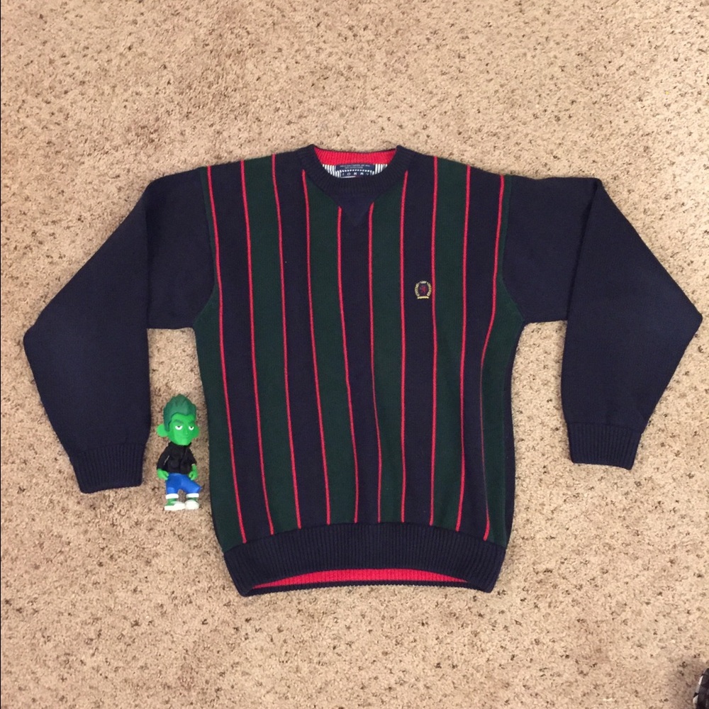 ❌SOLD❌ Vintage 90s Tommy Hilfiger Crest Logo