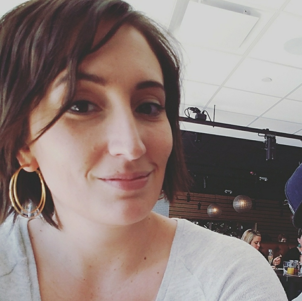 Meet your Posher, Jillian