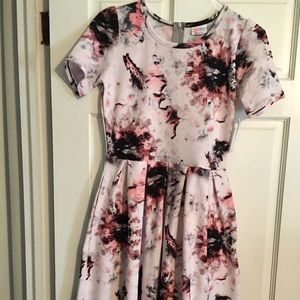 UNICORN TIE DYE WATERCOLOR AMELIA SIZE MEDIUM NWT