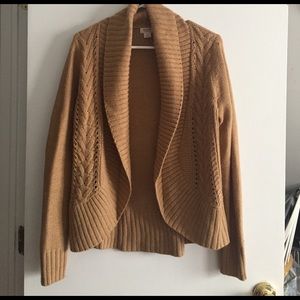 Cardigan sweater