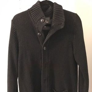 Men's Black sweater