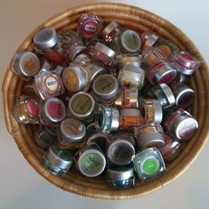 16 Scentsy Mini Wax Testers (Unused)