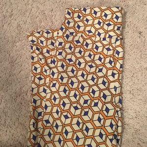 OS Lularoe cream and blue leggings