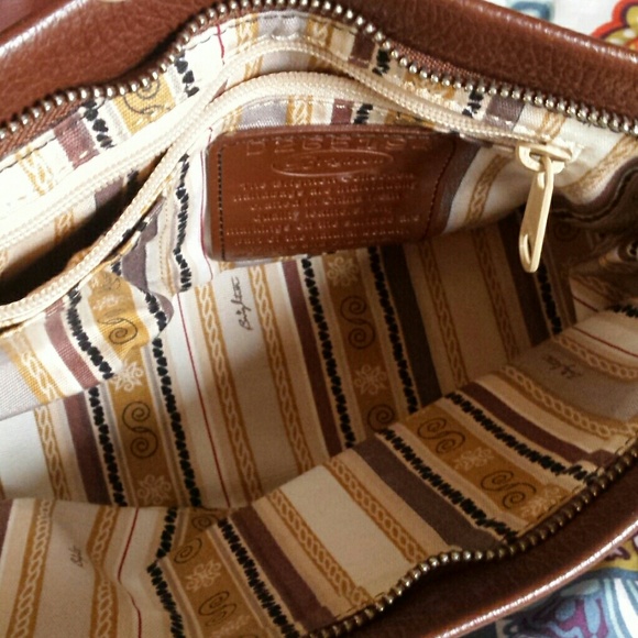 DONATED - Picture 4 of 4