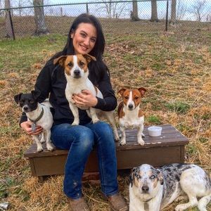 Meet your Posher, Cara