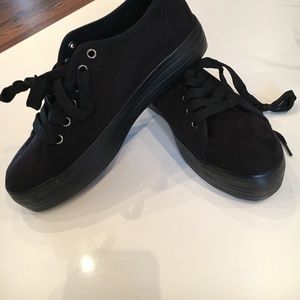 Black shoes
