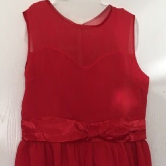 Red Dress - Picture 2 of 3