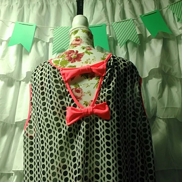 Neon Peach Polka Dot Top - Picture 2 of 3