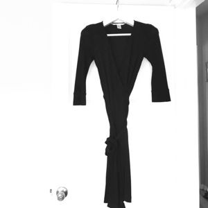 Diane von Furstenberg - Classic Wrap Dress - Sz 6